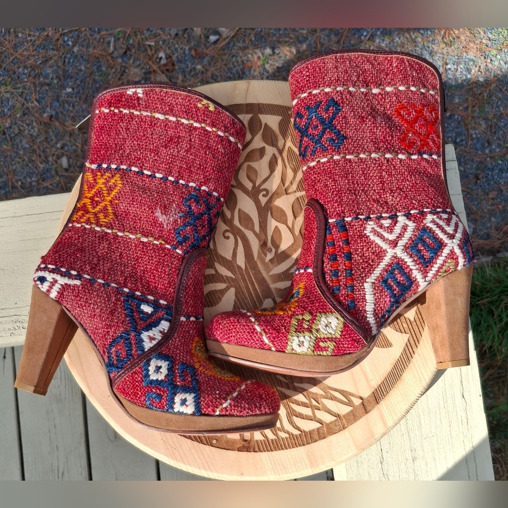 Women's Kilim & Leather Handmade One Of A Kind Heeled Boots Size 7.5 - Picture 3 of 11
